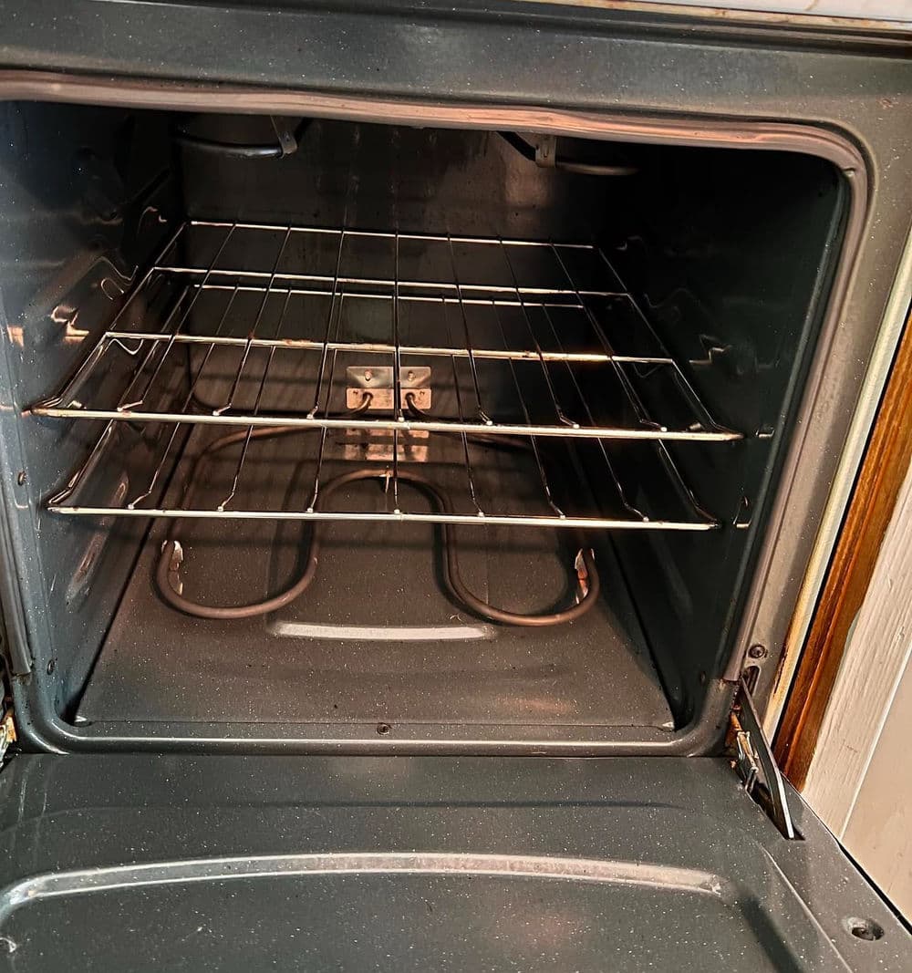 Gallery photos for Oven Cleaning and Restoration: Image #1